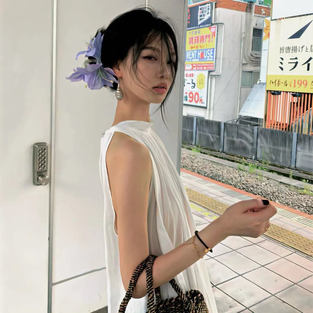 心不在焉的服务生